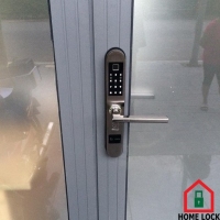 Khóa nhôm kính có những ưu điểm gì nổi bật?